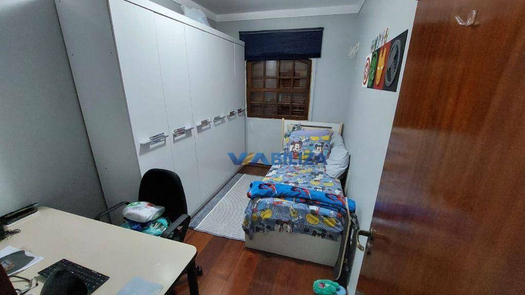 Sobrado à venda com 3 quartos, 218m² - Foto 29