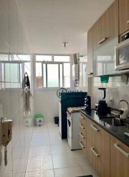 Apartamento à venda com 2 quartos, 65m² - Foto 6