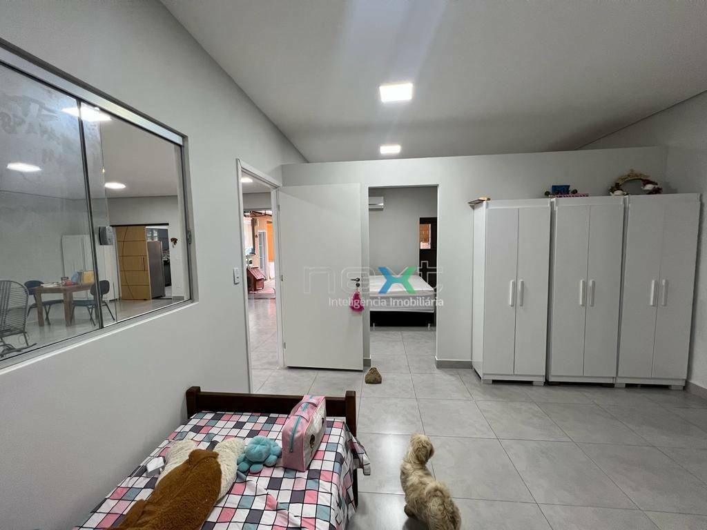 Casa à venda com 2 quartos, 187m² - Foto 12