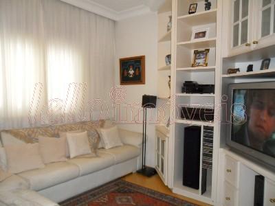 Apartamento à venda com 3 quartos, 245m² - Foto 2