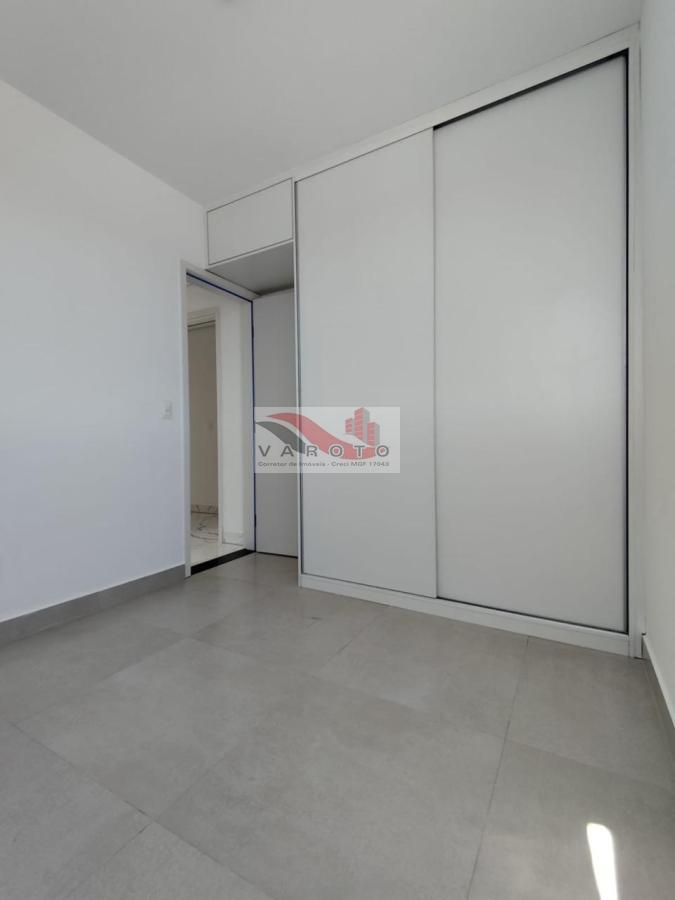 Apartamento à venda com 3 quartos, 95m² - Foto 19