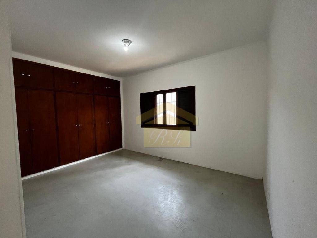 Casa à venda com 3 quartos, 265m² - Foto 17