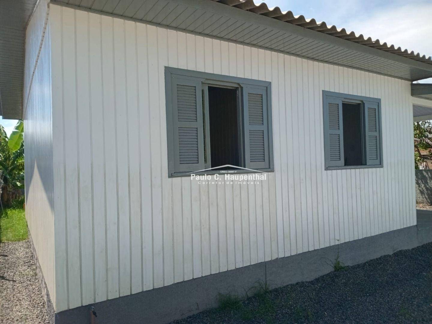 Casa à venda com 2 quartos, 60m² - Foto 2