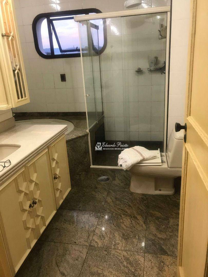 Apartamento à venda com 4 quartos, 230m² - Foto 20