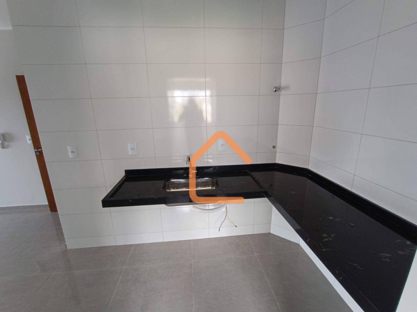 Apartamento à venda com 2 quartos, 63m² - Foto 4