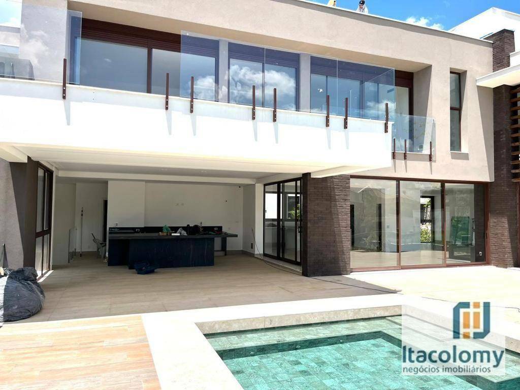 Casa de Condomínio à venda com 4 quartos, 935m² - Foto 26