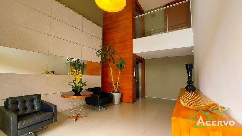 Apartamento à venda com 4 quartos, 310m² - Foto 2