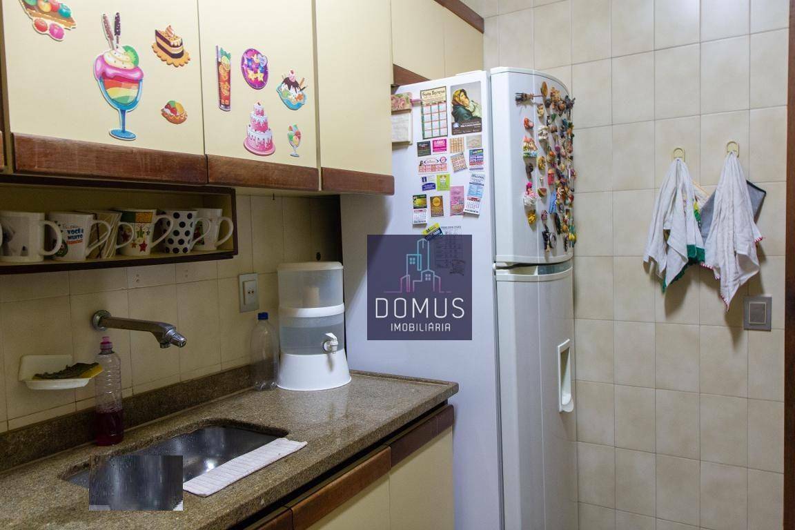 Apartamento à venda com 2 quartos, 100m² - Foto 9