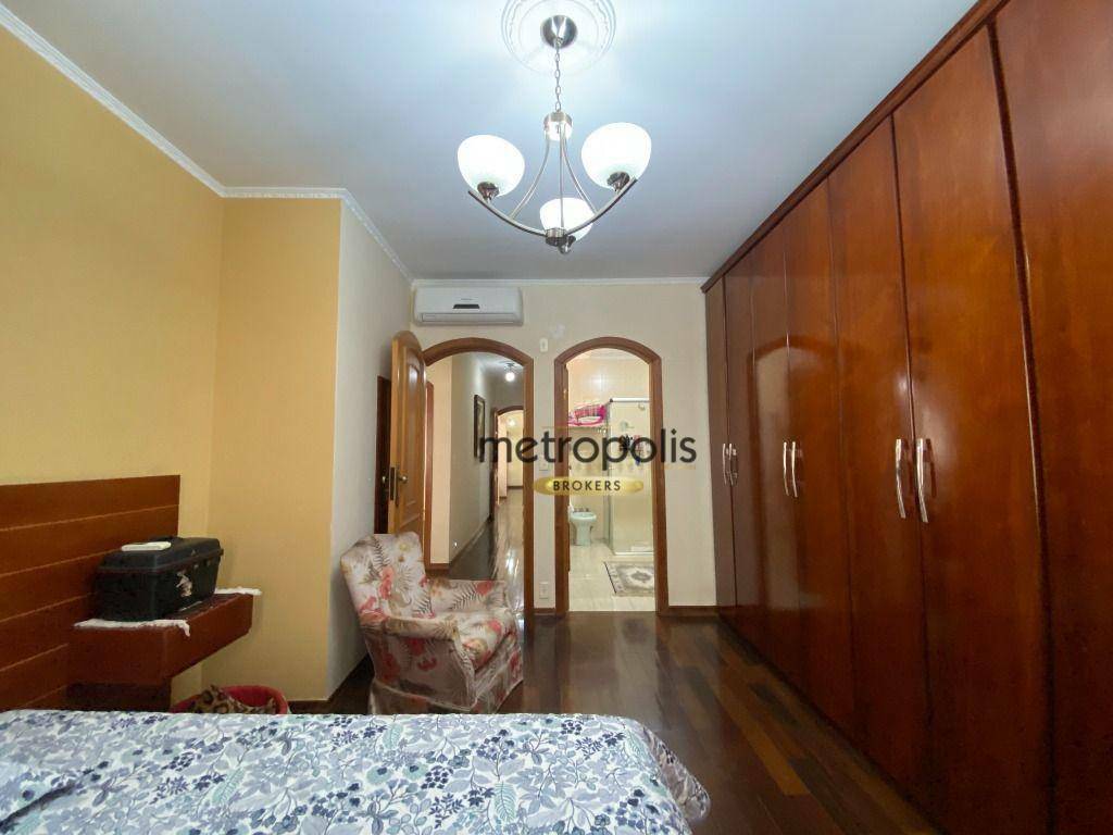 Casa à venda com 4 quartos, 300m² - Foto 47