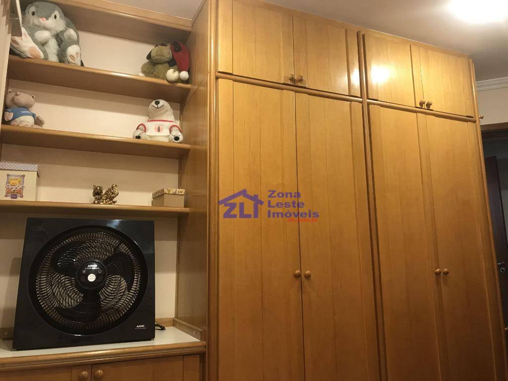 Apartamento à venda com 4 quartos, 164m² - Foto 12