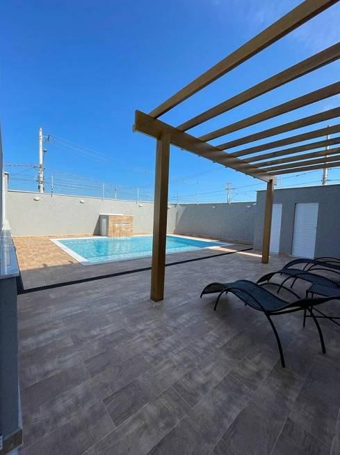 Casa à venda com 2 quartos, 73m² - Foto 9