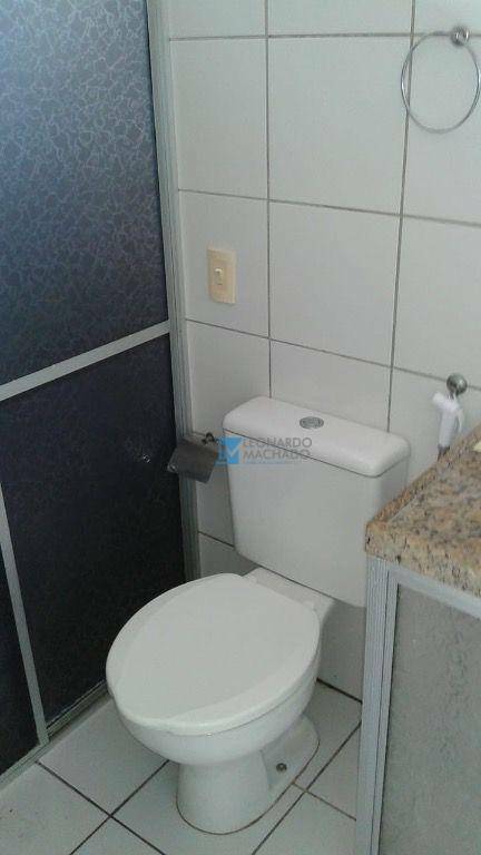 Apartamento à venda com 2 quartos, 60m² - Foto 8