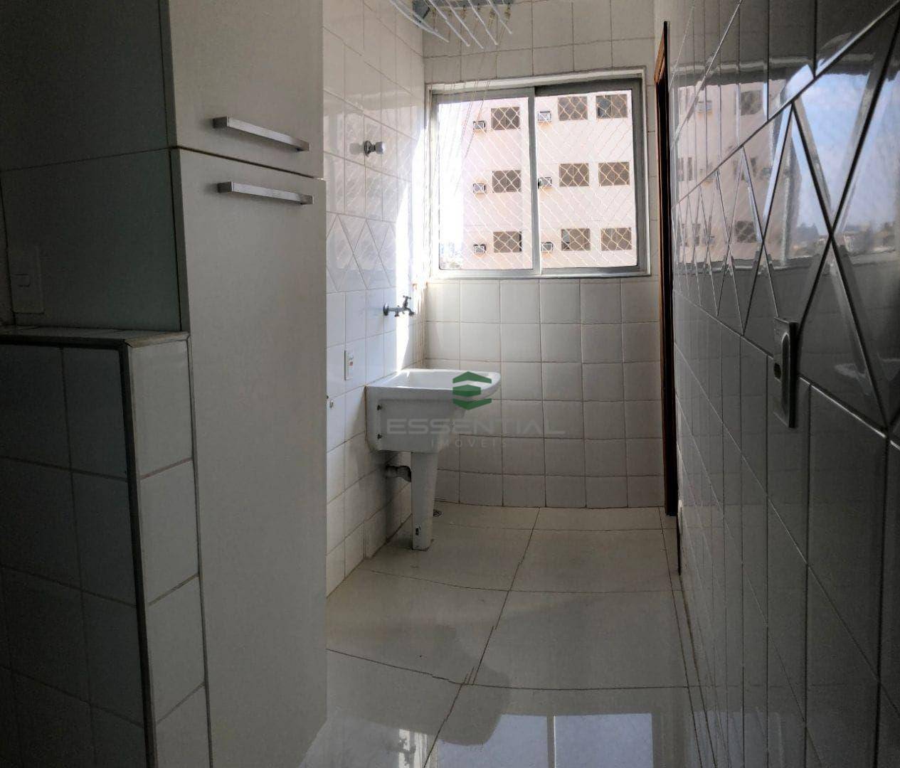 Apartamento à venda com 3 quartos, 100m² - Foto 8