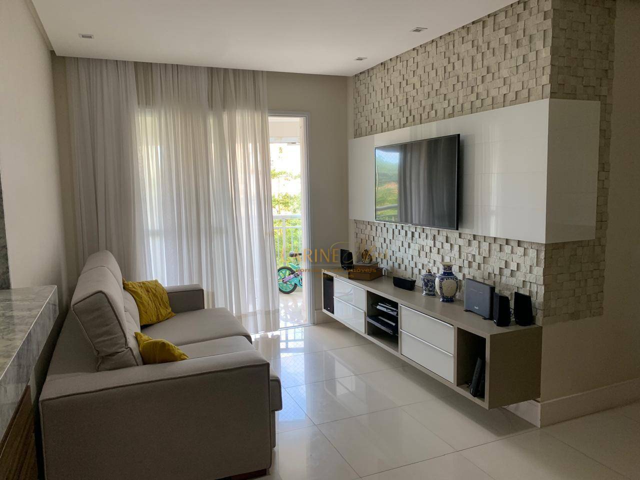 Apartamento à venda com 2 quartos, 67m² - Foto 2