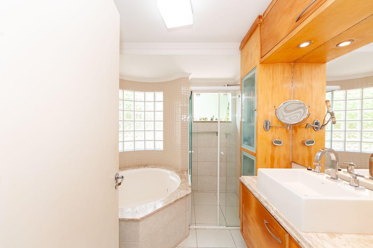Sobrado à venda com 4 quartos, 360m² - Foto 28