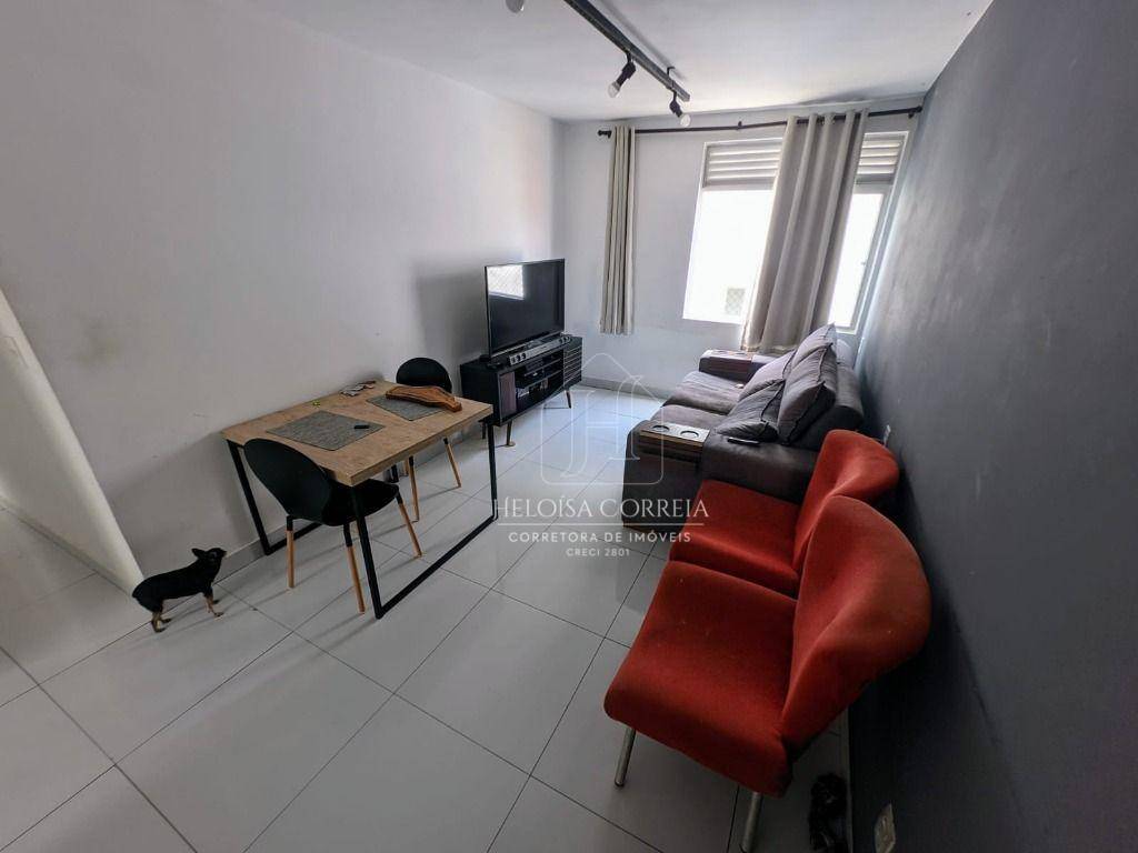 Apartamento à venda com 3 quartos, 85m² - Foto 2