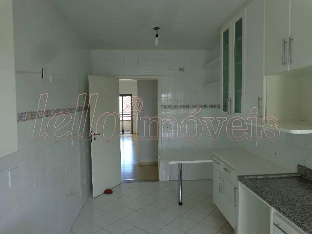 Apartamento para alugar com 3 quartos, 125m² - Foto 11