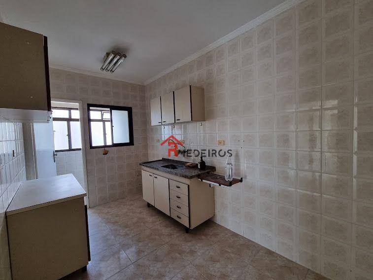 Apartamento à venda com 2 quartos, 79m² - Foto 7