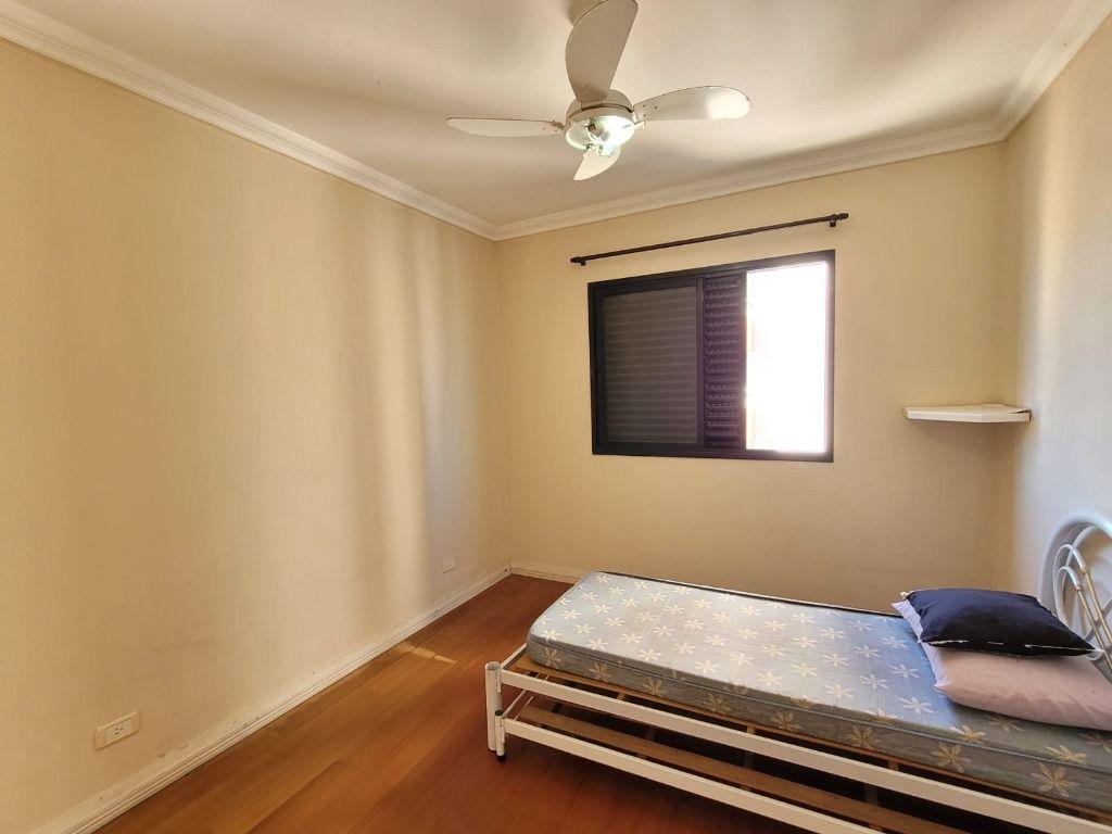 Apartamento à venda com 3 quartos, 120m² - Foto 11