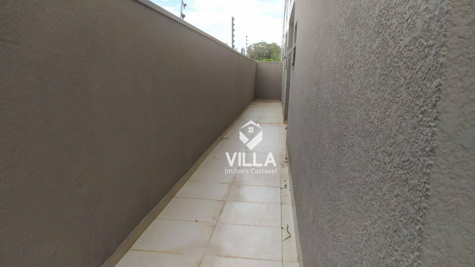 Apartamento à venda com 3 quartos, 131m² - Foto 1