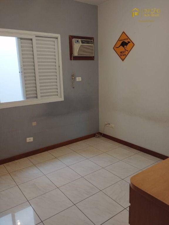 Casa de Condomínio à venda com 3 quartos, 373m² - Foto 28