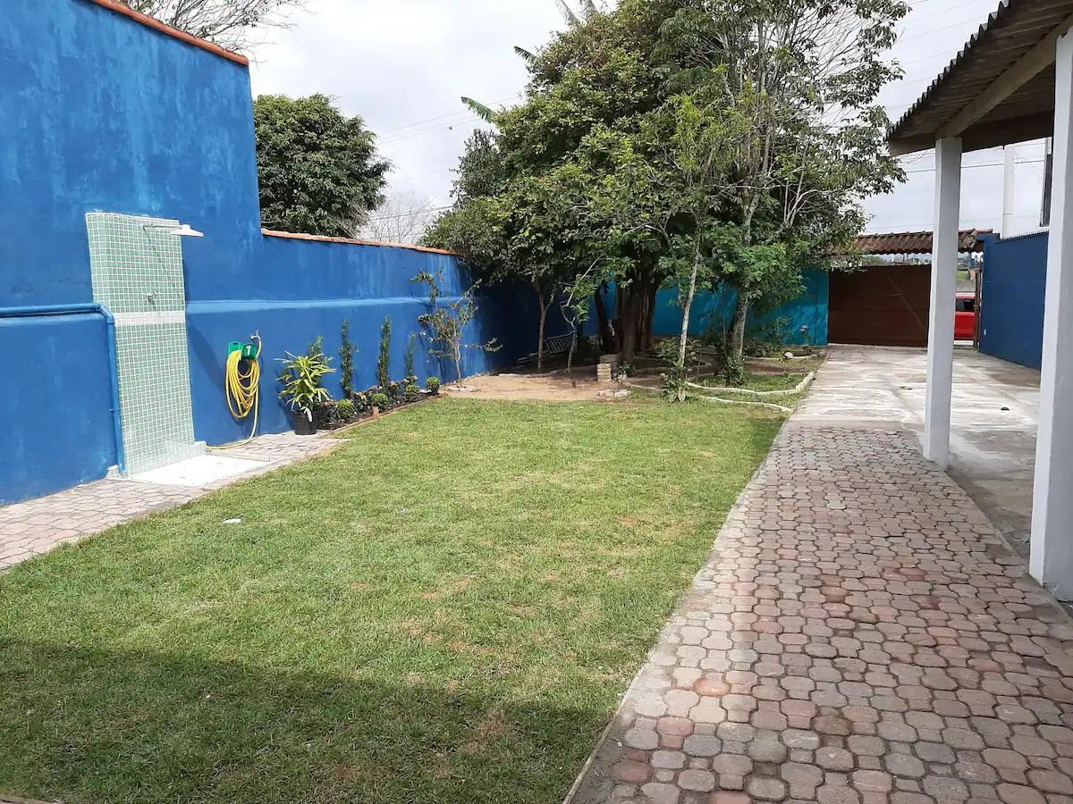 Casa à venda com 1 quarto, 300m² - Foto 2