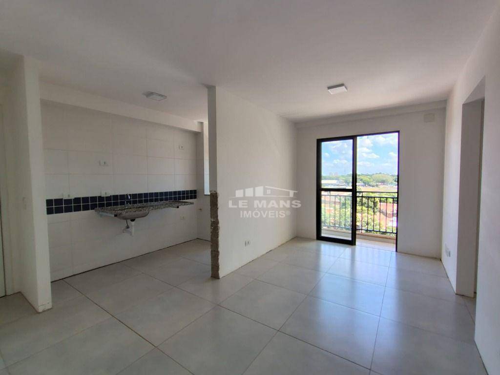Apartamento à venda com 2 quartos, 58m² - Foto 1