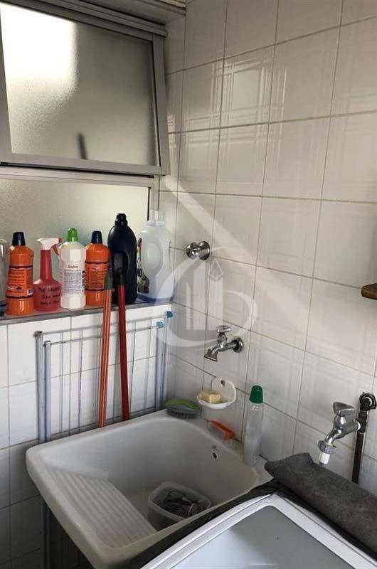 Apartamento à venda com 2 quartos, 60m² - Foto 4