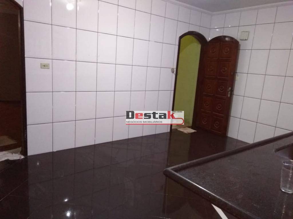 Sobrado à venda com 3 quartos, 181m² - Foto 24