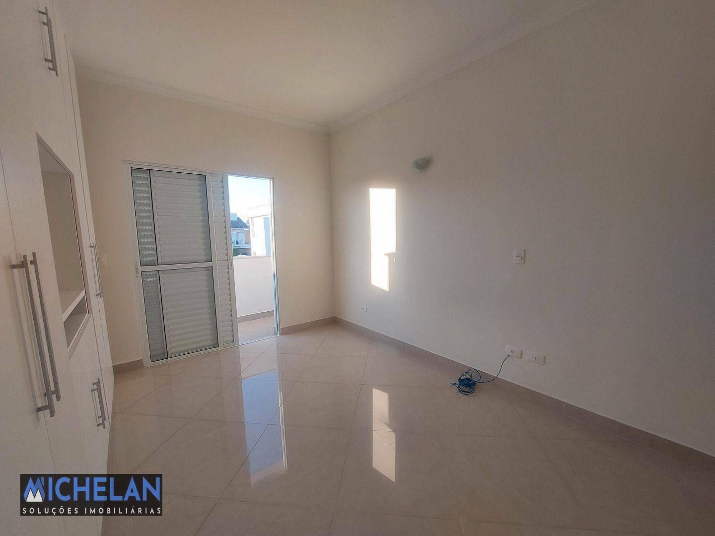 Casa de Condomínio para alugar com 3 quartos, 220m² - Foto 42