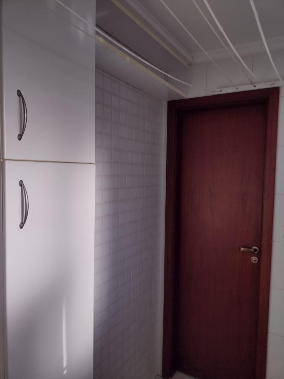 Apartamento à venda com 3 quartos, 133m² - Foto 26