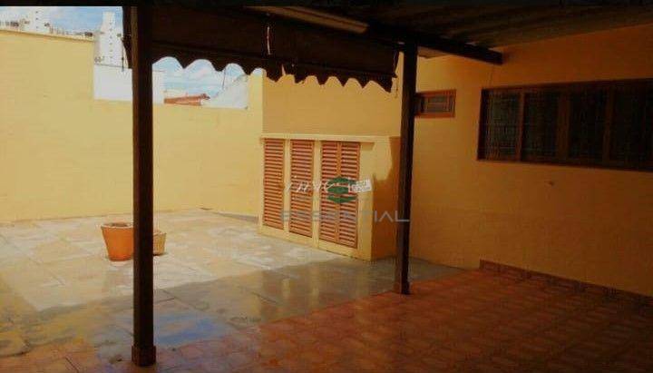 Casa à venda e aluguel com 3 quartos, 320m² - Foto 25