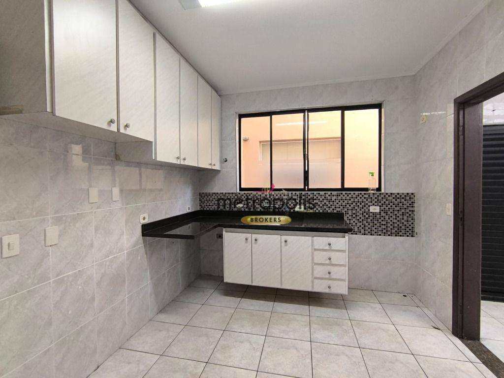 Sobrado para alugar com 3 quartos, 130m² - Foto 8