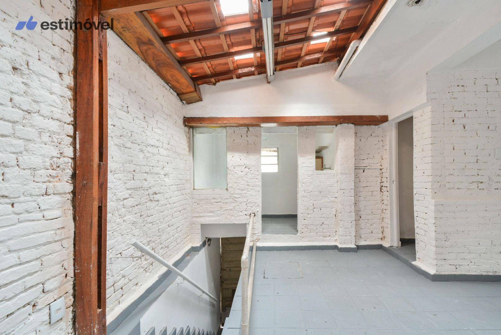 Casa para alugar com 3 quartos, 220m² - Foto 10