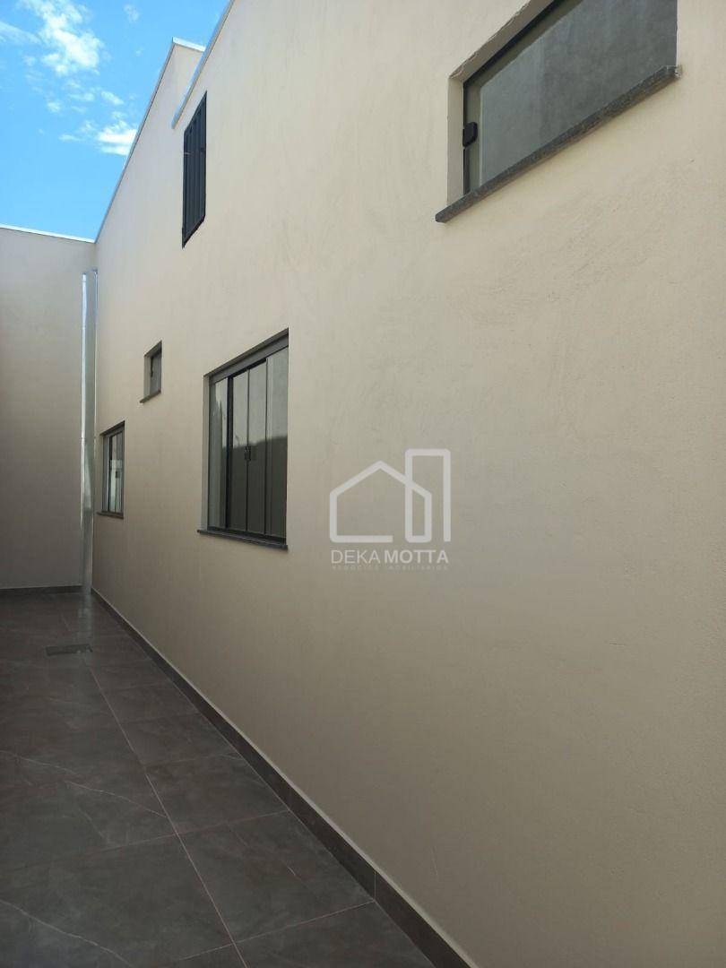 Casa à venda com 3 quartos, 119m² - Foto 4