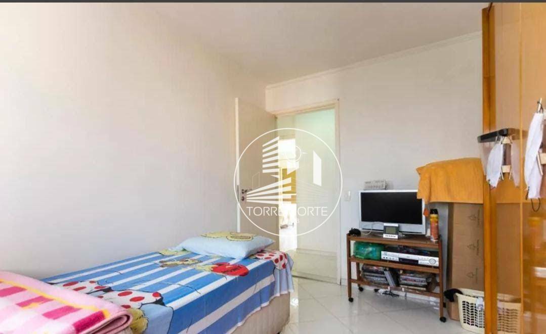 Apartamento à venda com 3 quartos, 170m² - Foto 17