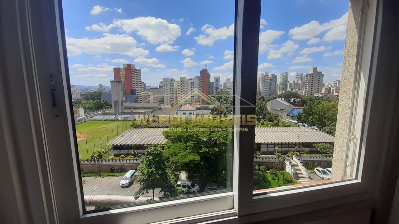 Apartamento à venda com 4 quartos, 214m² - Foto 1