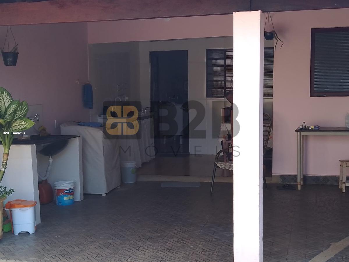 Casa à venda com 2 quartos, 100m² - Foto 18