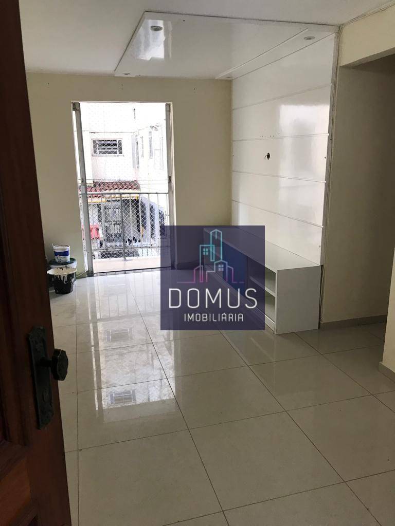 Apartamento à venda com 2 quartos, 54m² - Foto 2