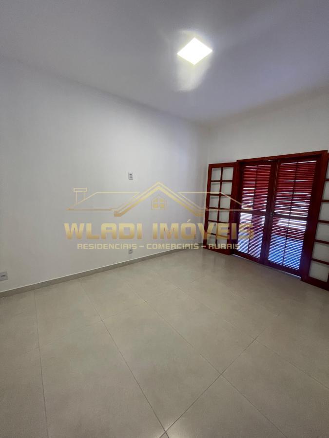 Chácara à venda com 3 quartos, 10124m² - Foto 17