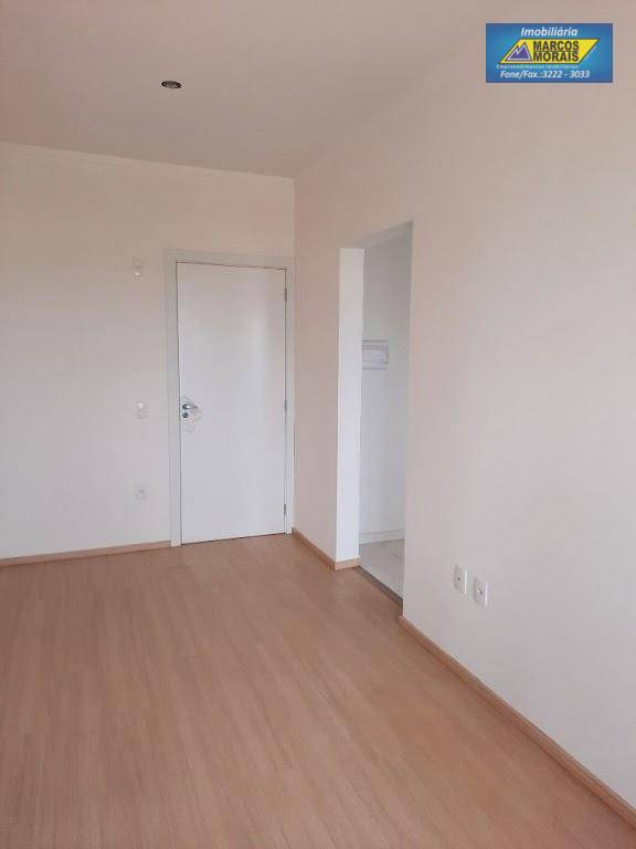 Apartamento para alugar com 2 quartos, 48m² - Foto 8