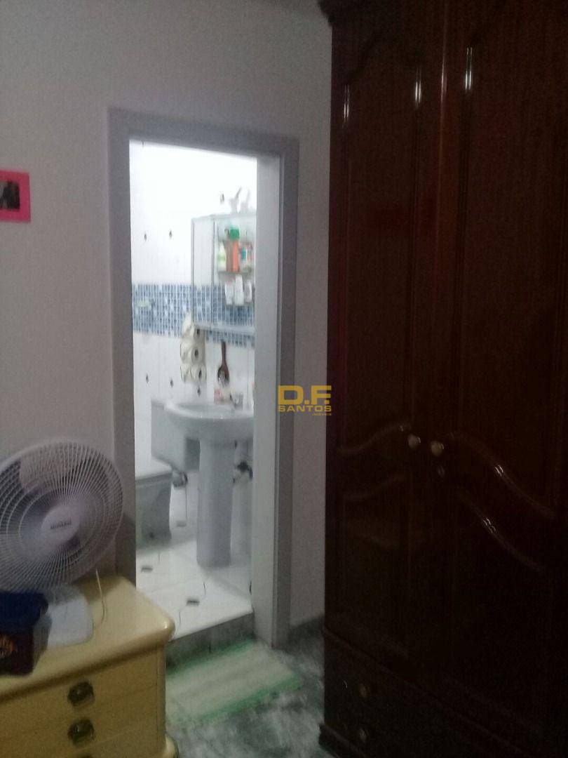 Sobrado à venda com 6 quartos, 196m² - Foto 8