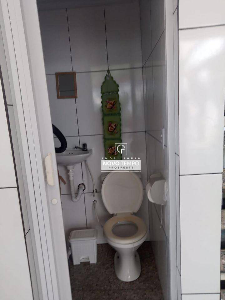 Casa à venda com 4 quartos, 160m² - Foto 19