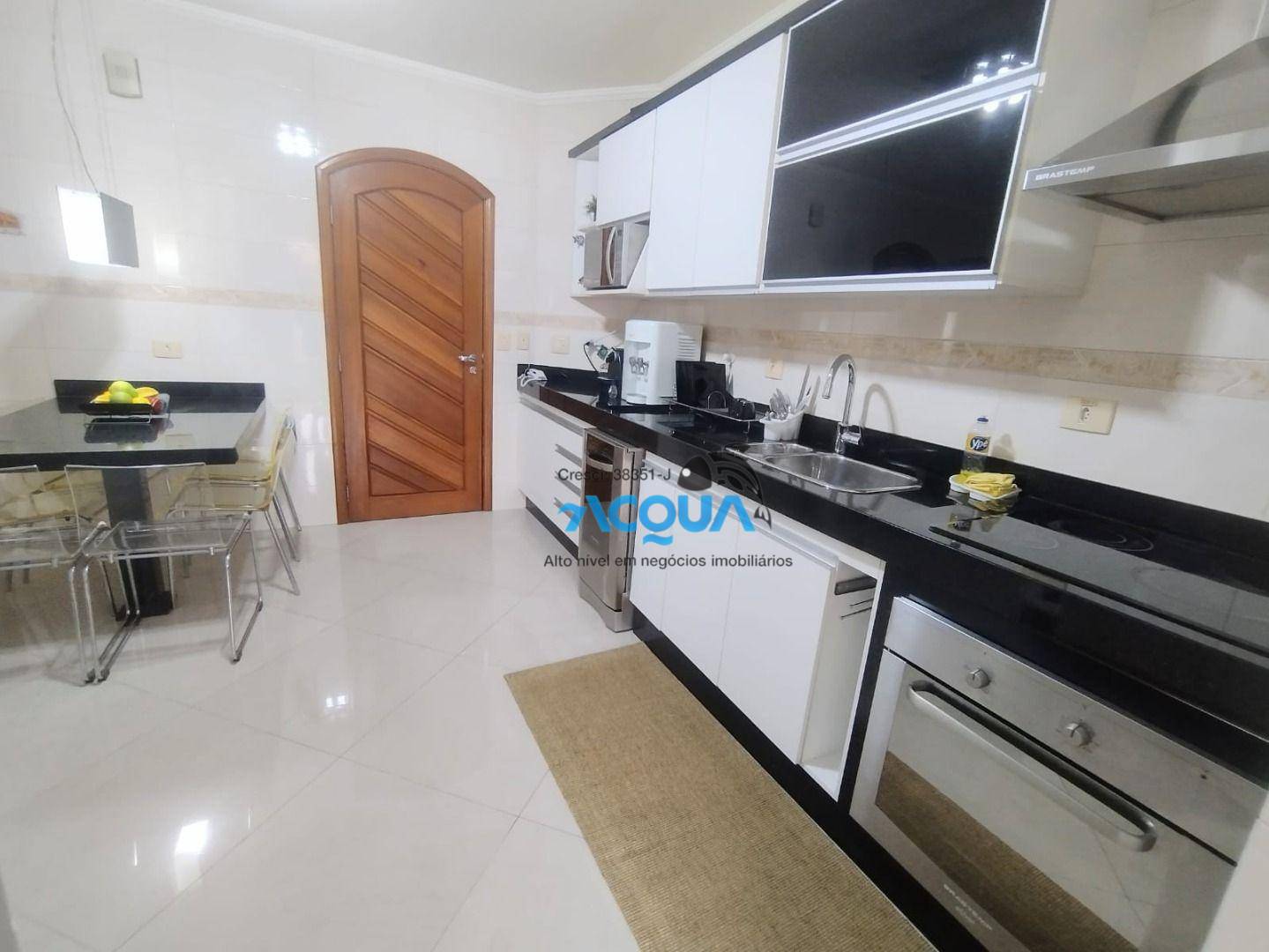 Apartamento à venda com 4 quartos, 152m² - Foto 4