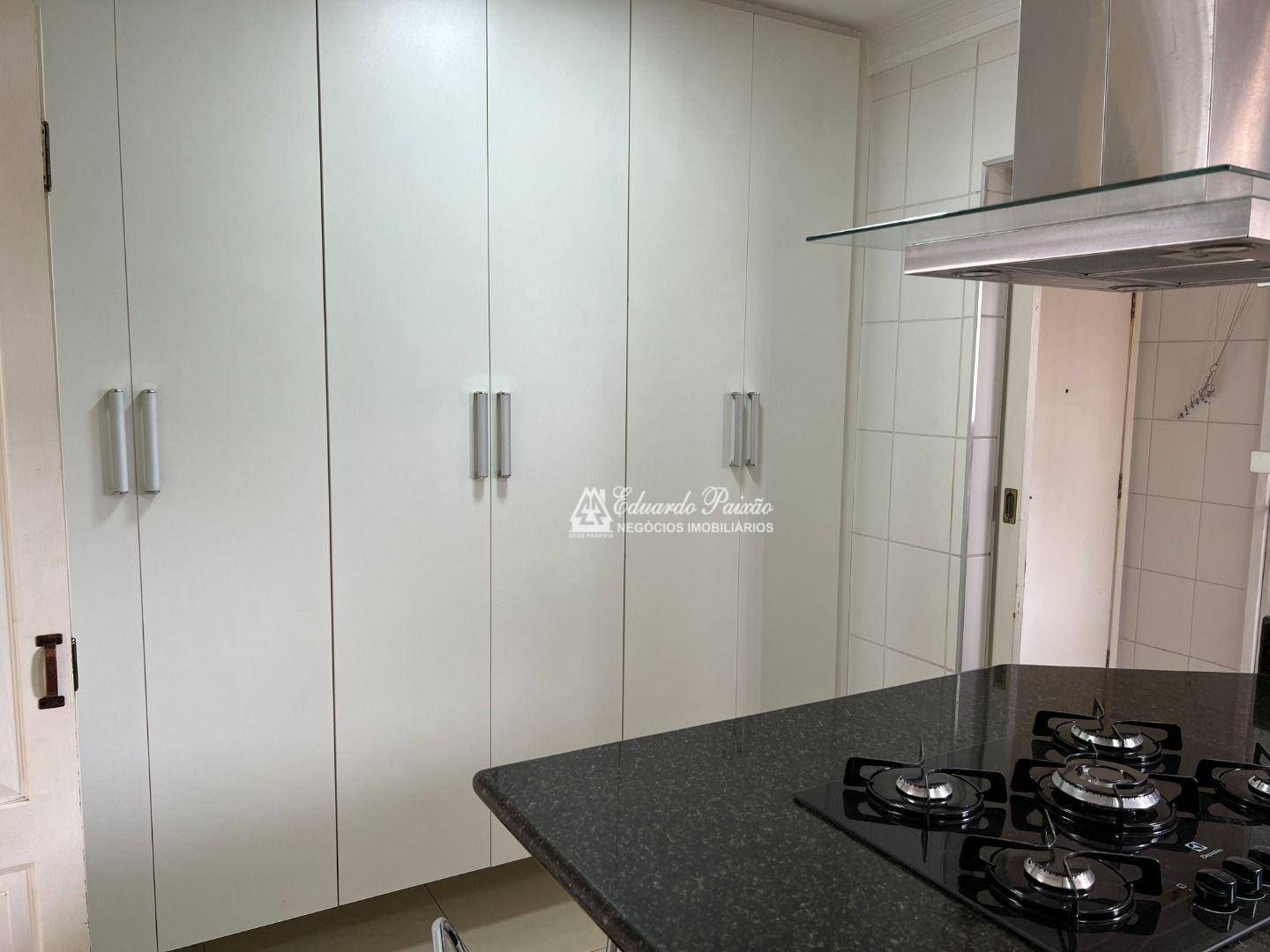 Apartamento à venda com 3 quartos, 114m² - Foto 10