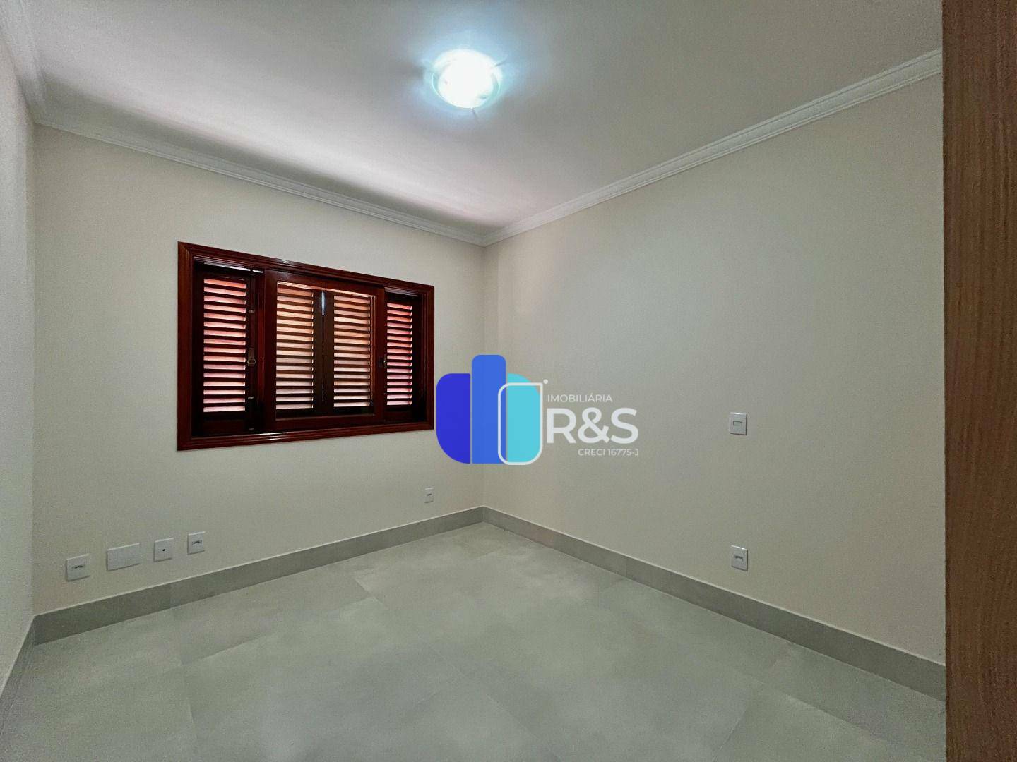 Casa de Condomínio para alugar com 3 quartos, 211m² - Foto 56