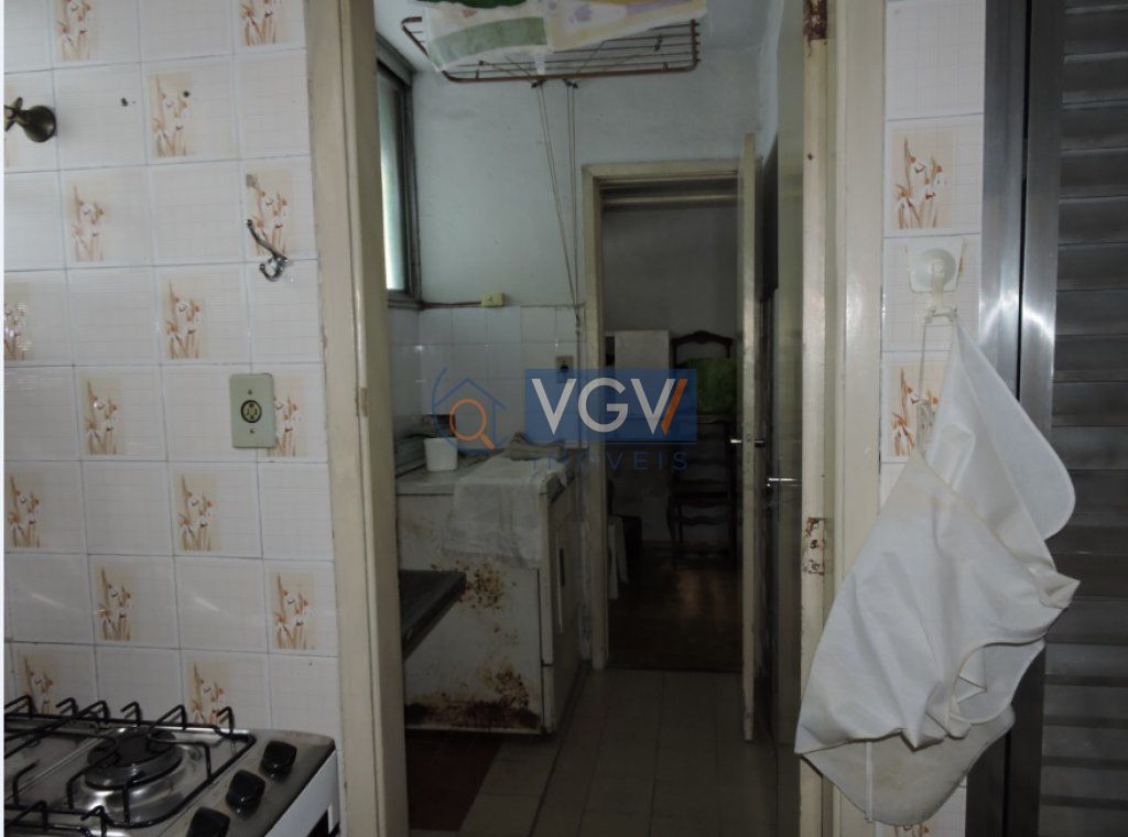 Apartamento à venda com 3 quartos, 87m² - Foto 2