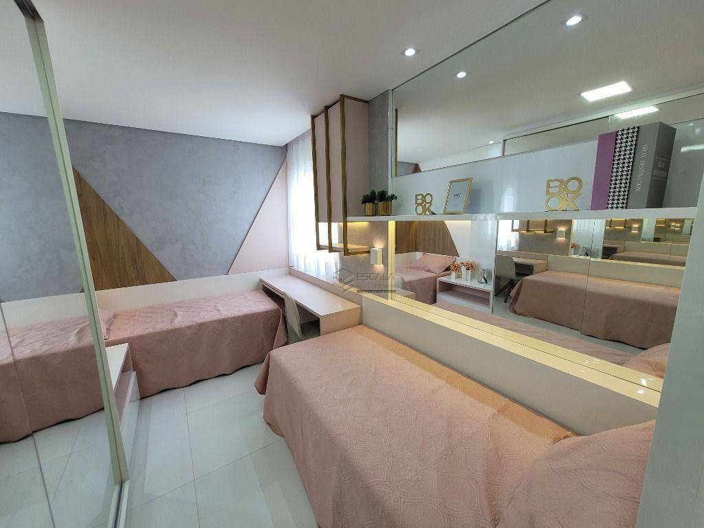 Apartamento à venda com 3 quartos, 107m² - Foto 7