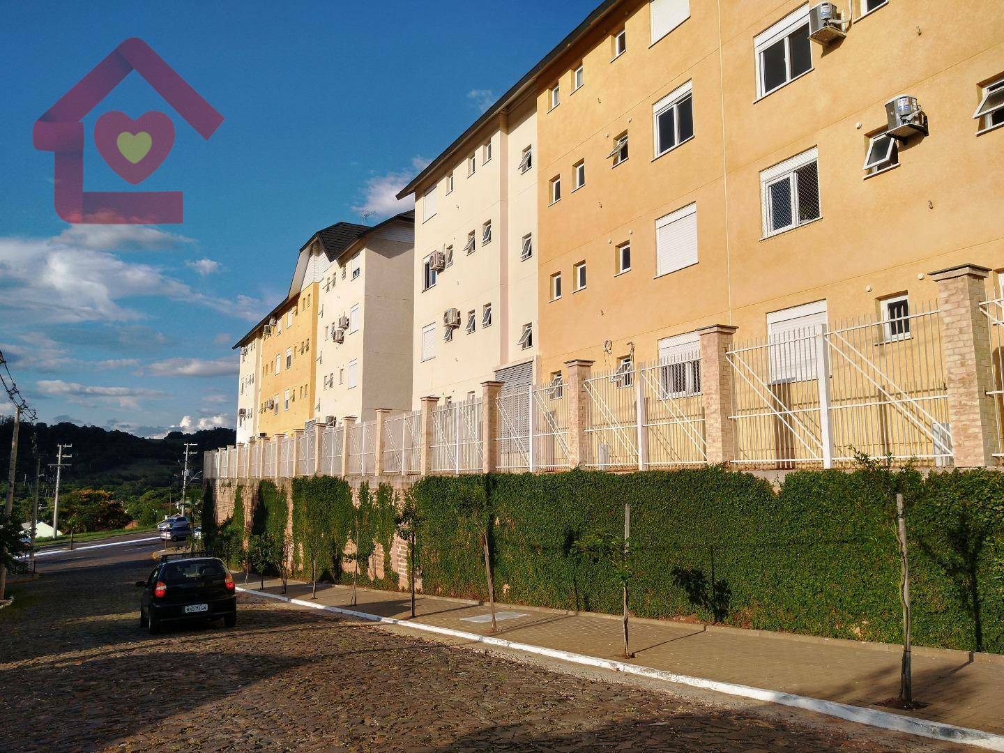 Apartamento à venda com 2 quartos, 63m² - Foto 4