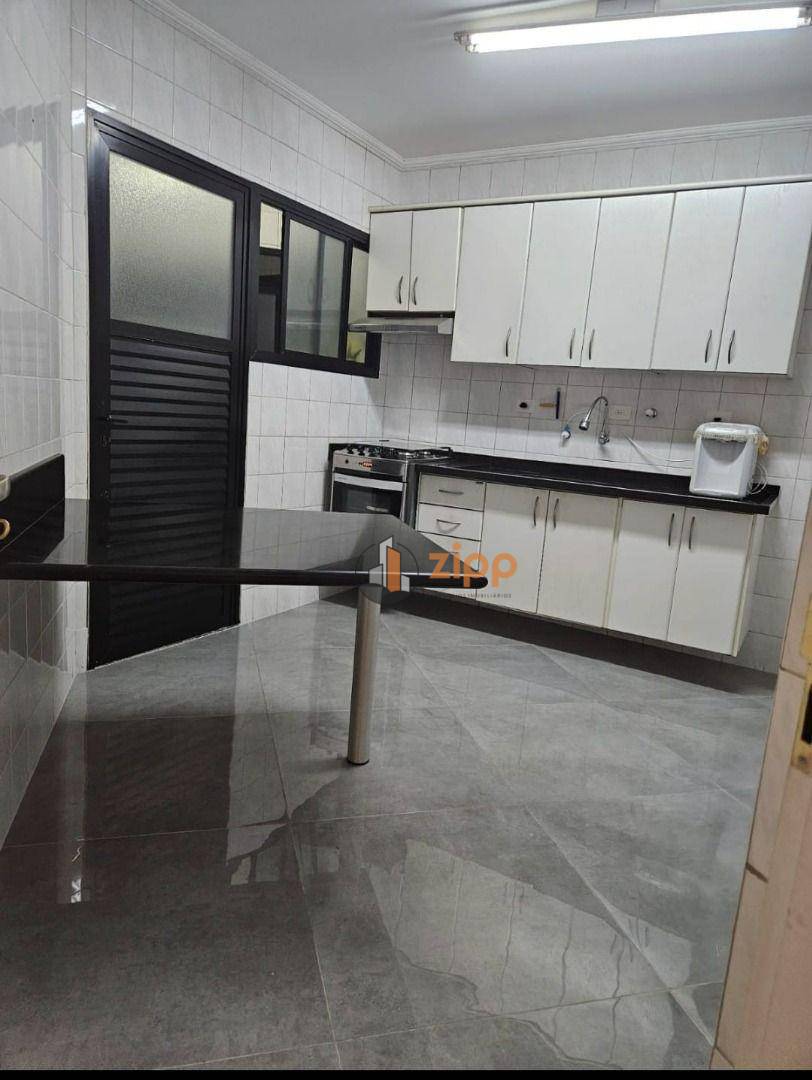 Apartamento à venda com 3 quartos, 106m² - Foto 2